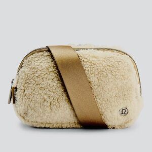 Lululemon Sherpa Everywhere Belt Bag 1L